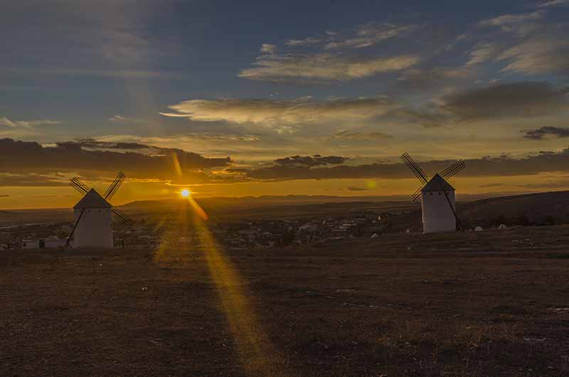 Ciudad Real - Campo de Criptana 19 - molinos de viento.jpg